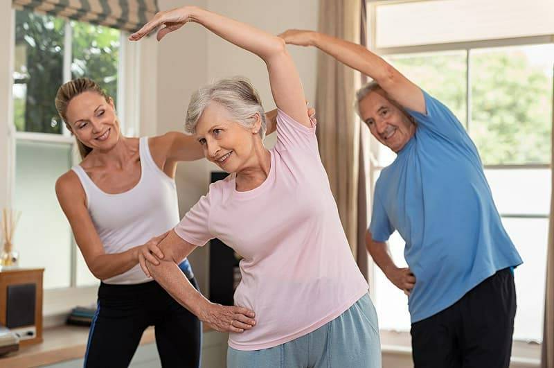 Tập luyện thể thao nhẹ nhàng có thể giúp cải thiện chức năng tiêu hóa ở người cao tuổi