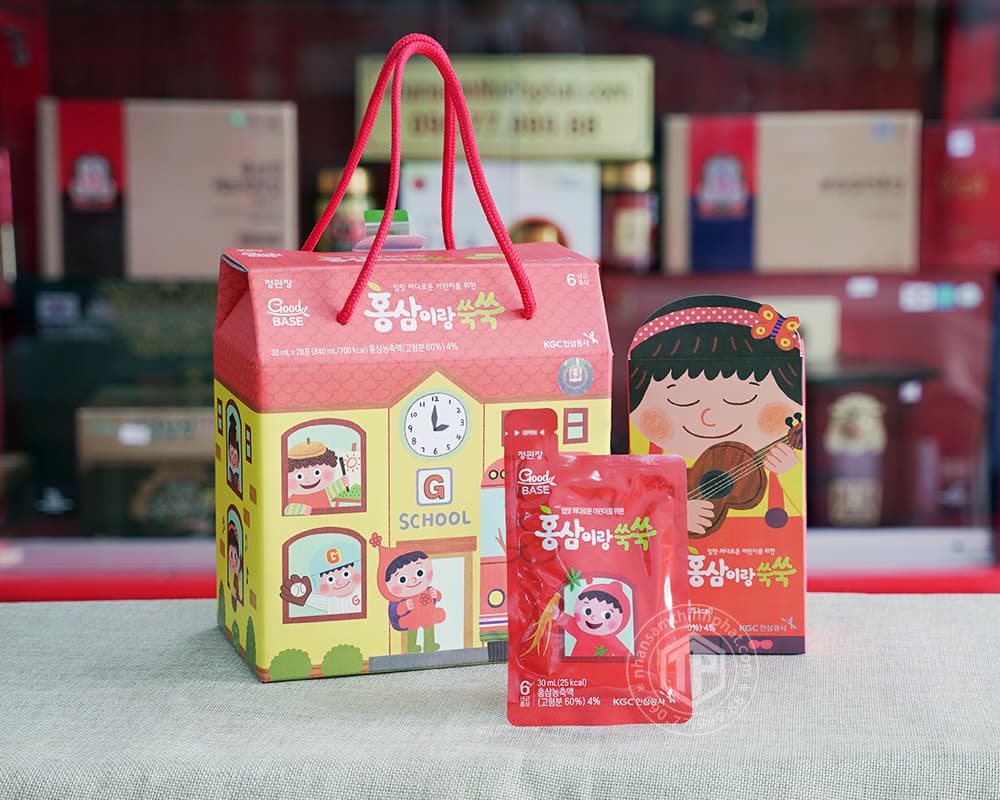 Nước hồng sâm cho trẻ em từ 6 tuổi chính hãng Hàn Quốc KGC hộp 28 gói x 30ml