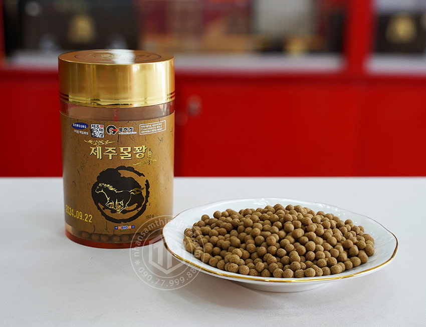 Viên cao ngựa bạch Hàn Quốc lọ 150g