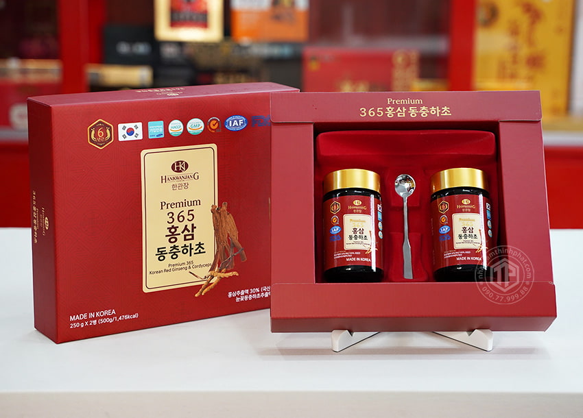 Cao hồng sâm đông trùng hạ thảo Hàn Quốc hộp 2 lọ x 250g