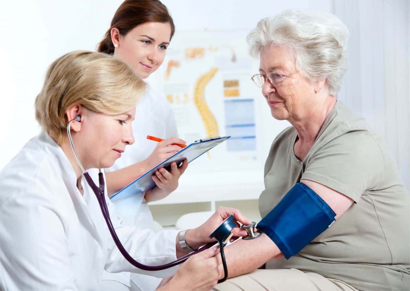 Các dấu hiệu tiền huyết áp cảnh báo sớm căn bệnh cao huyết áp