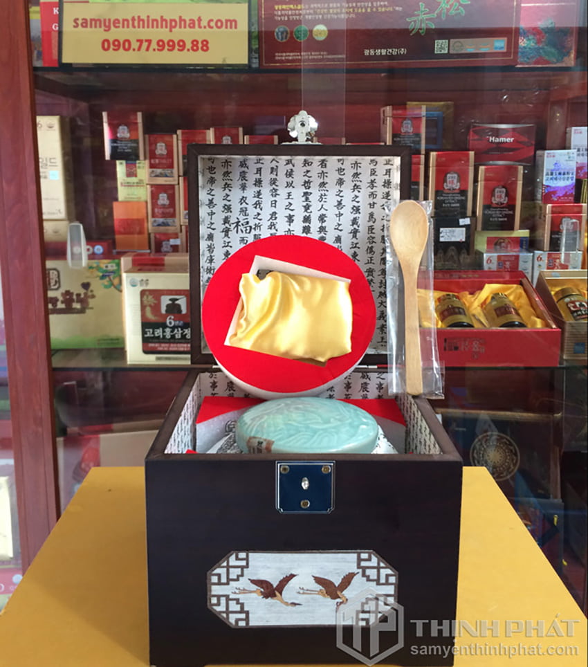 Cao hồng sâm Hoàng Đế Hàn Quốc hộp quà tặng đặc biệt hũ 500g
